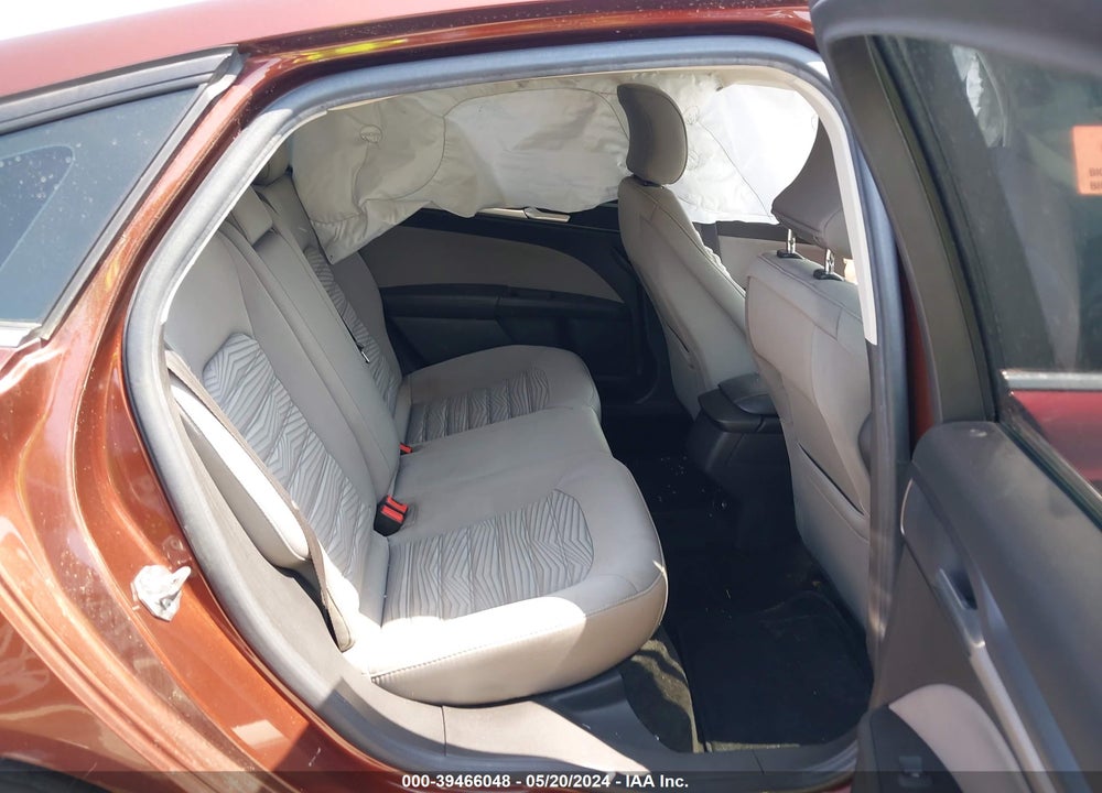 2016 FORD FUSION S VIN: 3FA6P0G77GR327780