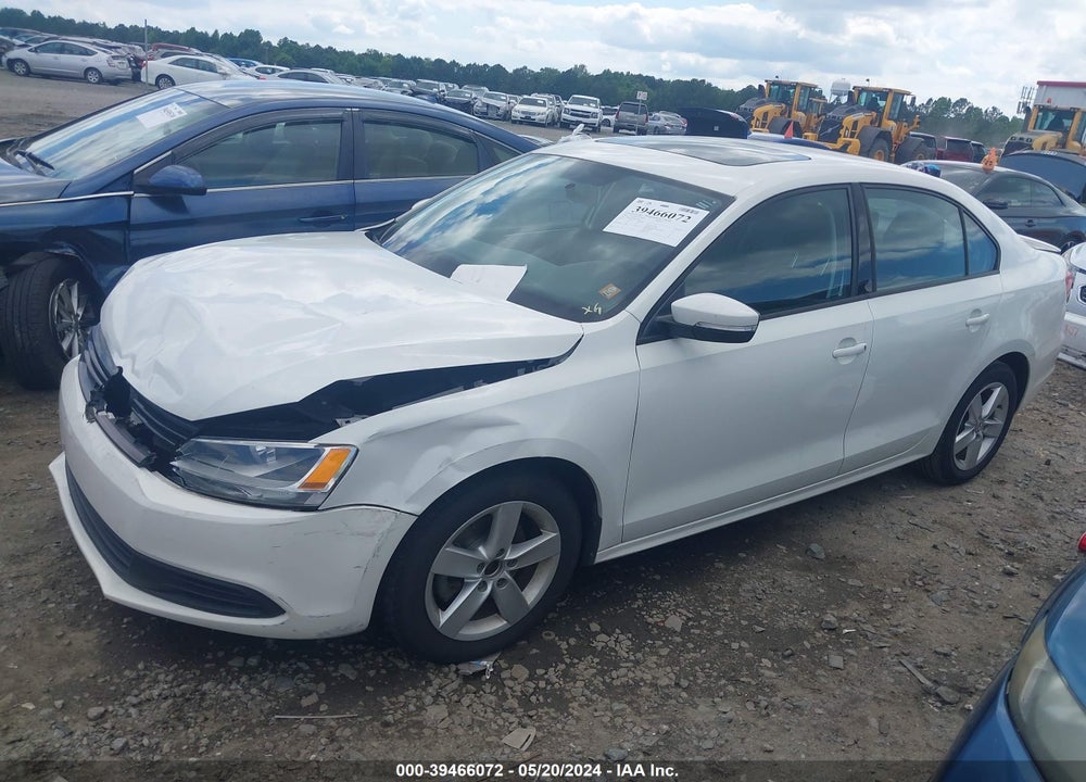 2011 VOLKSWAGEN JETTA 2.0L TDI VIN: 3VWLL7AJ9BM053183
