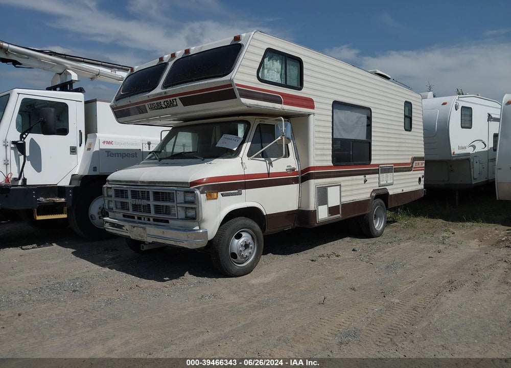 1984 GMC CUTAWAY VAN VIN: 2GDJG31M2E4526137