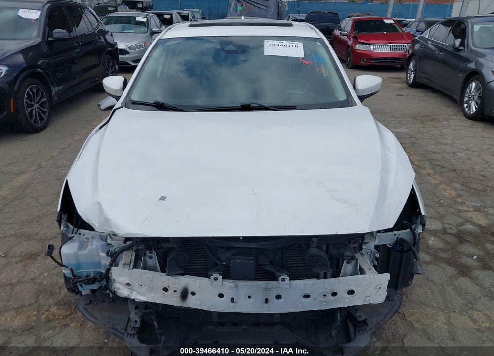 2018 MAZDA MAZDA3 VIN: 3MZBN1M30JM183335