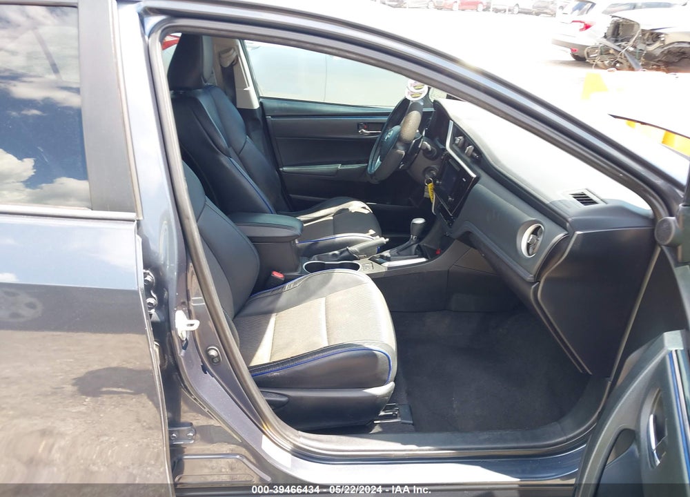 2017 TOYOTA COROLLA SE VIN: 5YFBURHE8HP608917