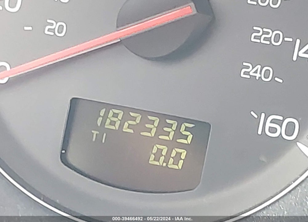 2004 VOLVO XC90 2.5T VIN: YV1CN59H441060166