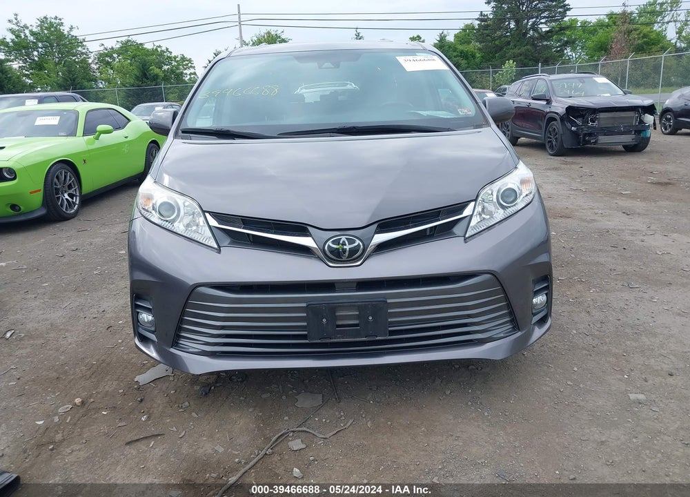 2020 TOYOTA SIENNA XLE VIN: 5TDYZ3DC3LS042629