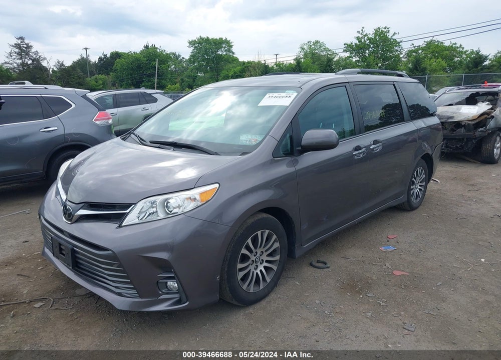 2020 TOYOTA SIENNA XLE VIN: 5TDYZ3DC3LS042629