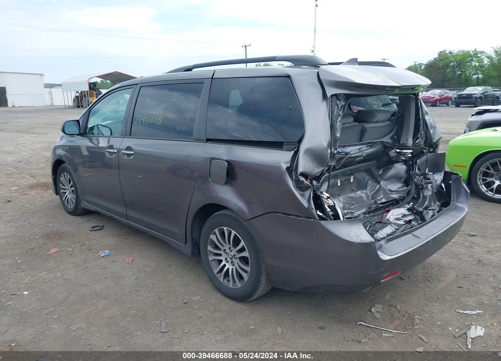 2020 TOYOTA SIENNA XLE VIN: 5TDYZ3DC3LS042629