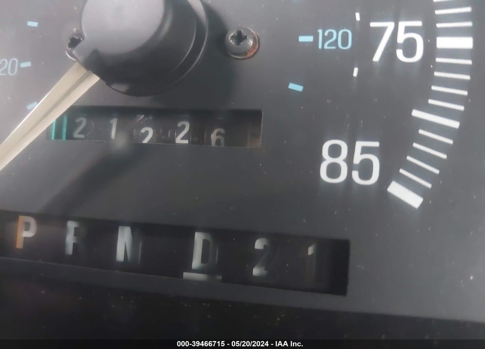 1987 FORD F150 VIN: 1FTCF15Y3HNA78495