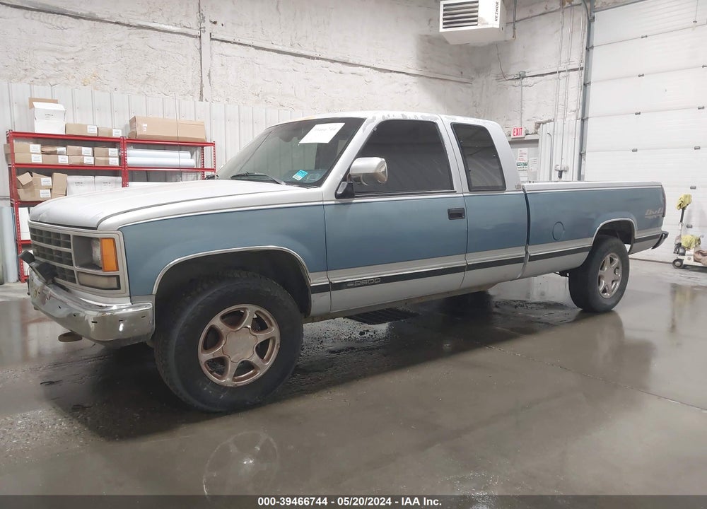 1988 GMC GMT-400 K2500 VIN: 2GTFK29K1J1579297