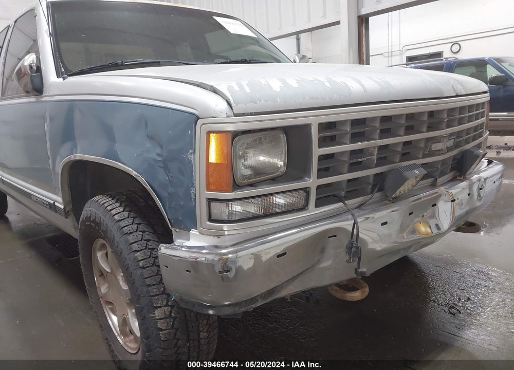 1988 GMC GMT-400 K2500 VIN: 2GTFK29K1J1579297