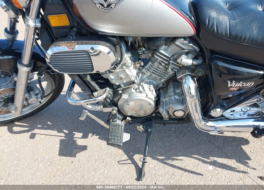 2004 KAWASAKI VN750 VIN: JKAVNDA1X4B551384