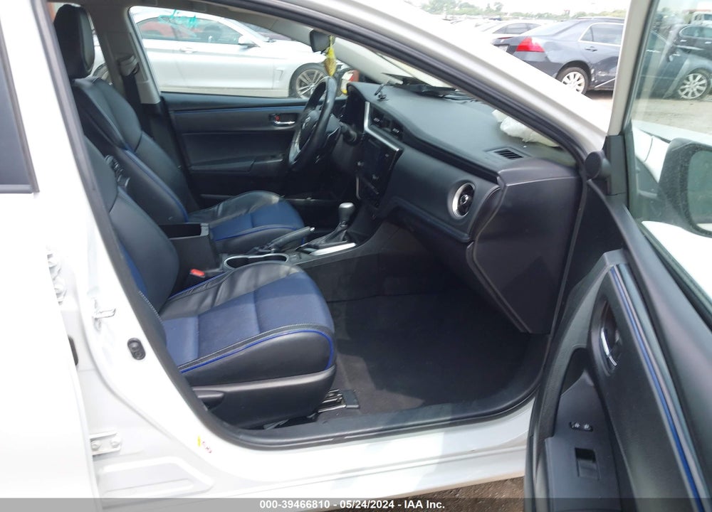 2017 TOYOTA COROLLA SE VIN: 5YFBURHE5HP596418