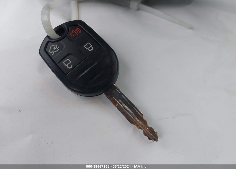 2013 FORD MUSTANG V6 VIN: 1ZVBP8AM7D5282390