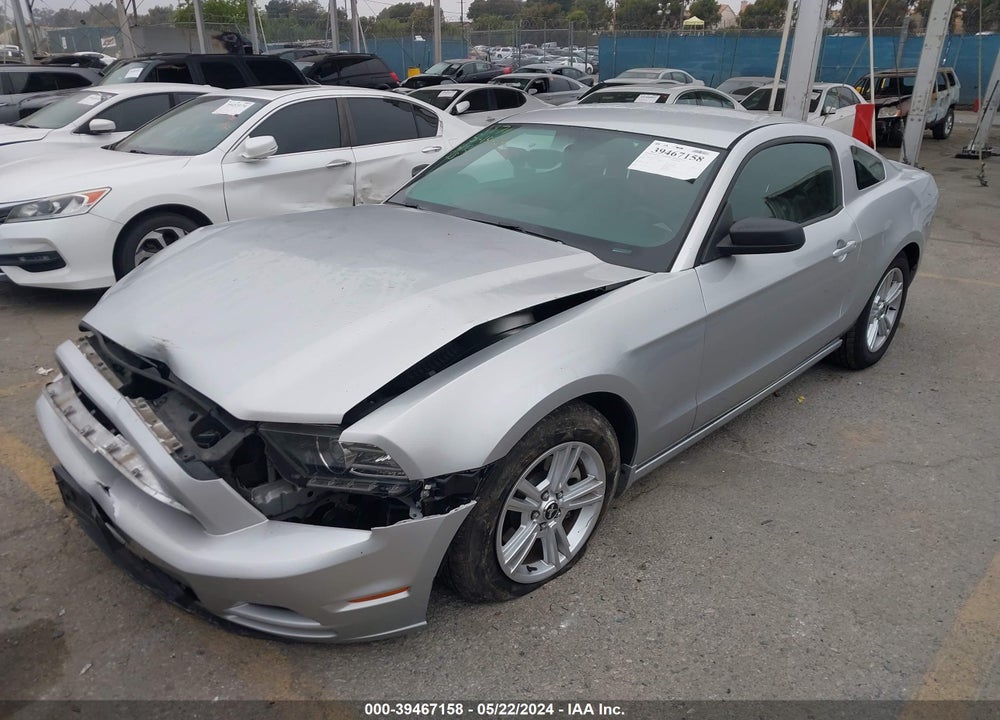 2013 FORD MUSTANG V6 VIN: 1ZVBP8AM7D5282390