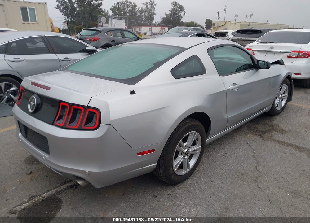 2013 FORD MUSTANG V6 VIN: 1ZVBP8AM7D5282390