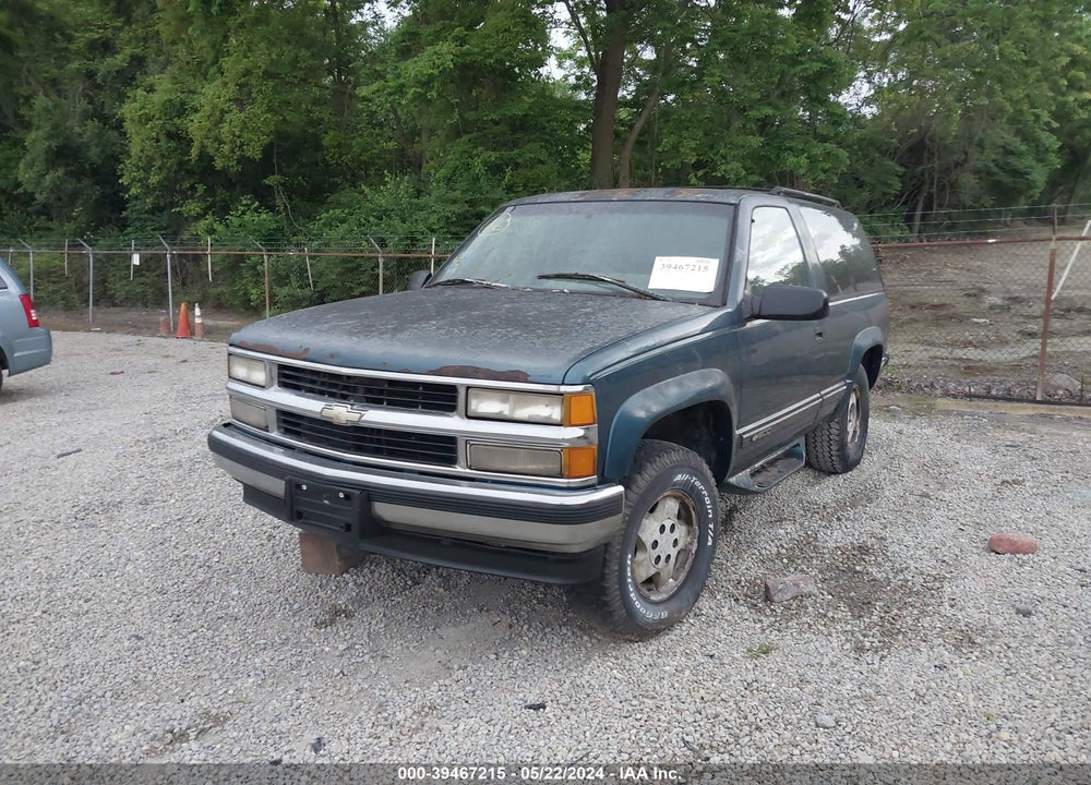 1995 CHEVROLET TAHOE K1500 VIN: 1GNEK18K4SJ411689
