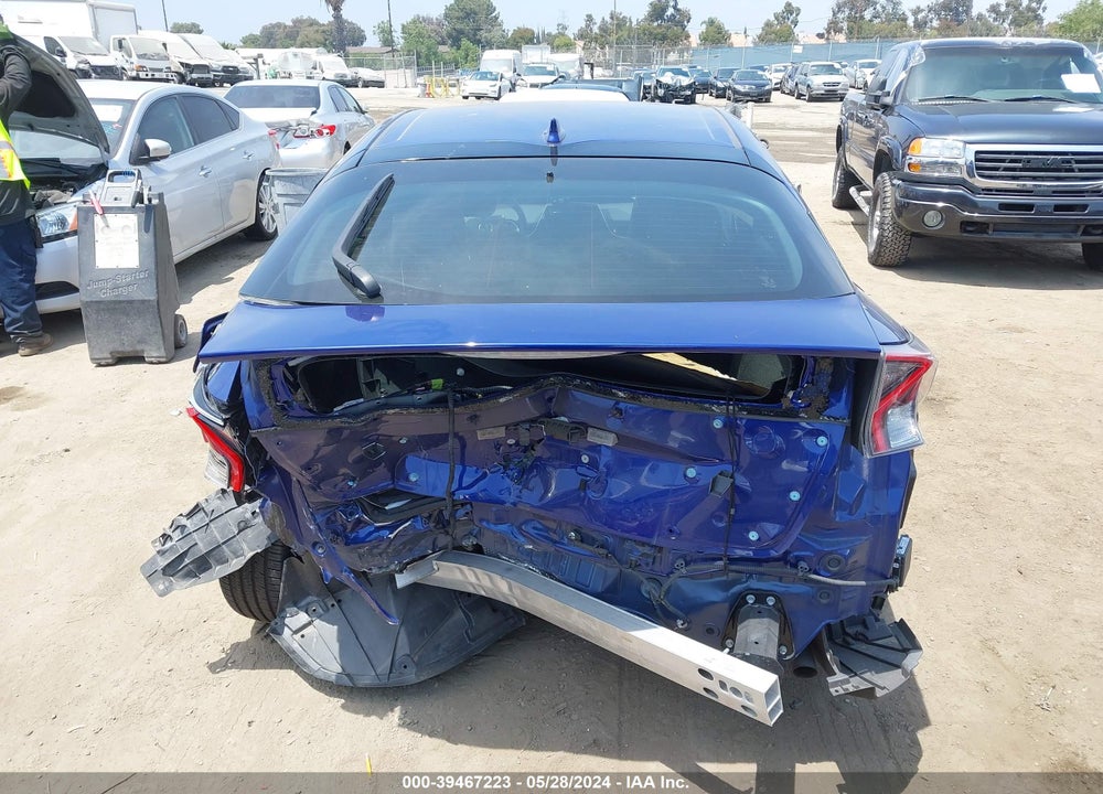 2018 TOYOTA PRIUS THREE TOURING VIN: JTDKARFU3J3549051