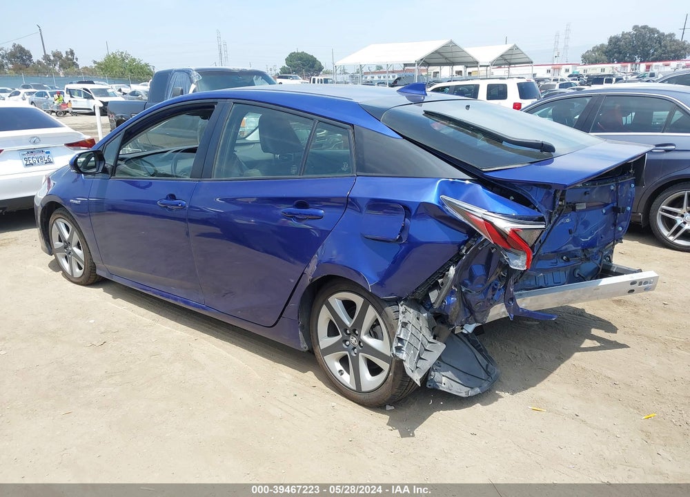 2018 TOYOTA PRIUS THREE TOURING VIN: JTDKARFU3J3549051