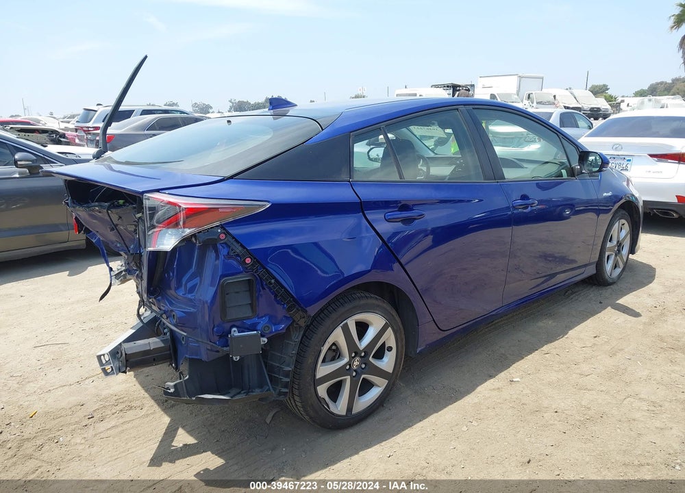 2018 TOYOTA PRIUS THREE TOURING VIN: JTDKARFU3J3549051