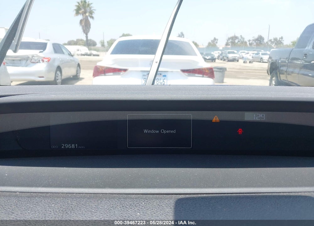 2018 TOYOTA PRIUS THREE TOURING VIN: JTDKARFU3J3549051