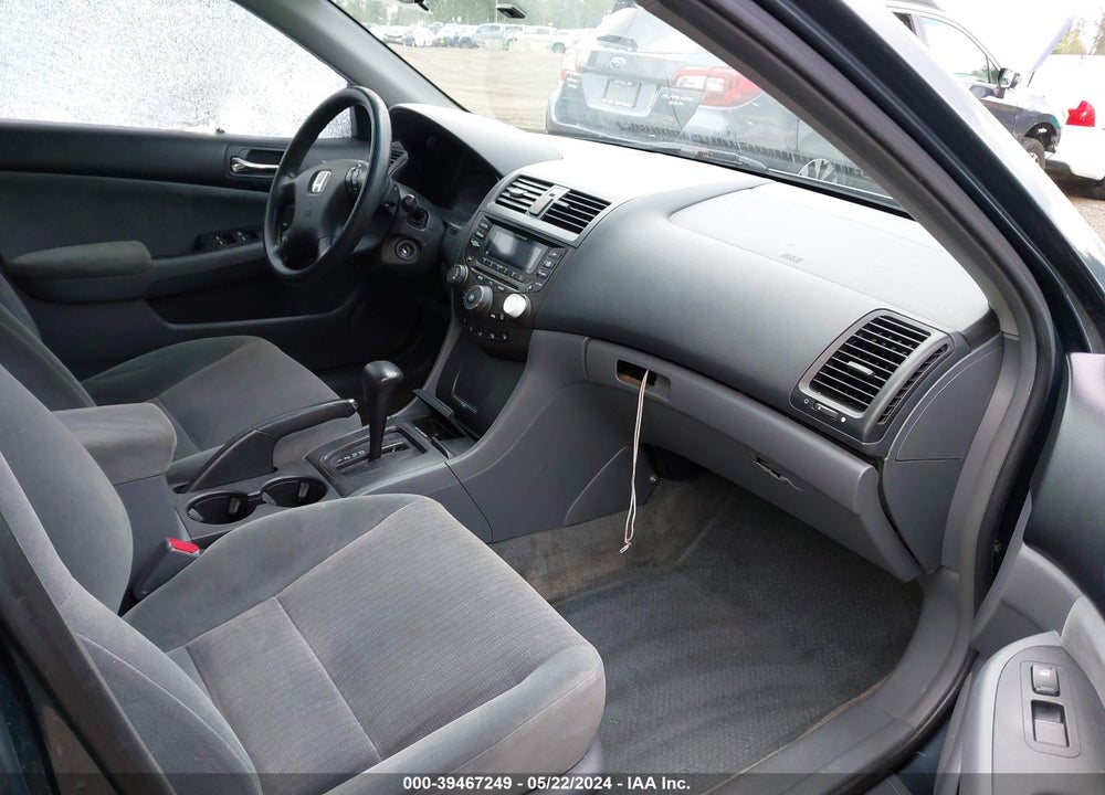 2004 HONDA ACCORD 2.4 LX VIN: 1HGCM56354A075469