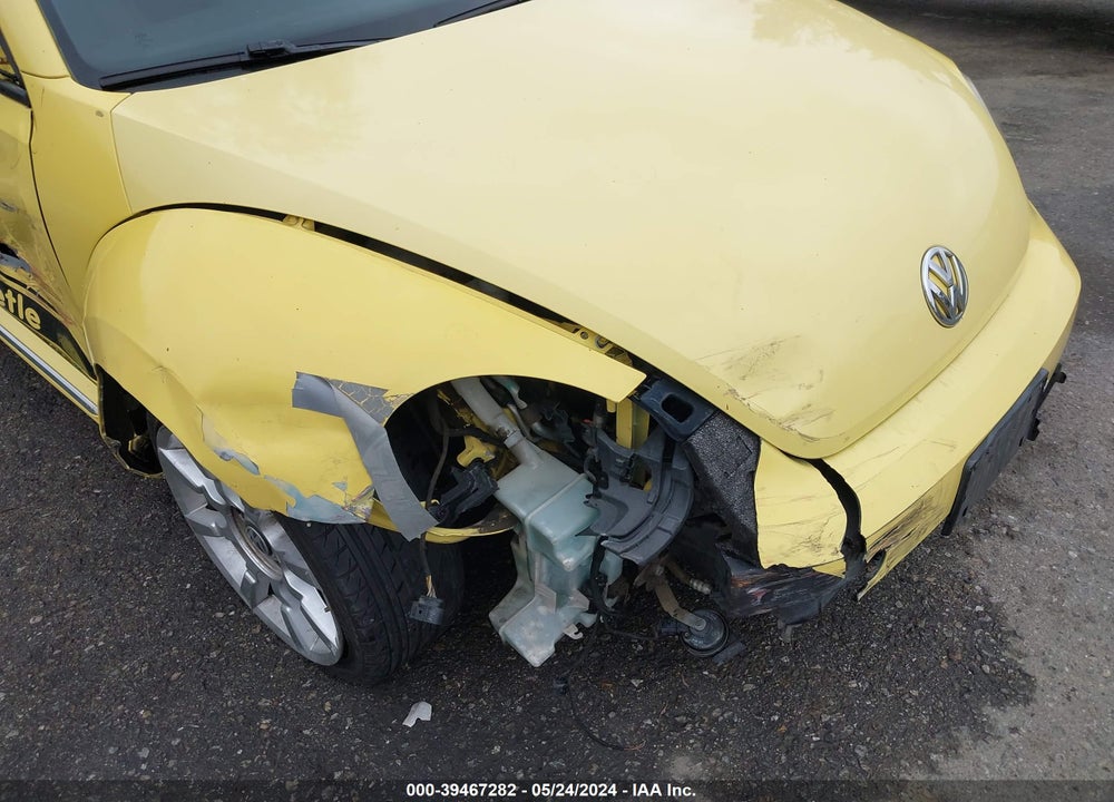 2012 VOLKSWAGEN BEETLE 2.5L VIN: 3VWJP7AT0CM603367