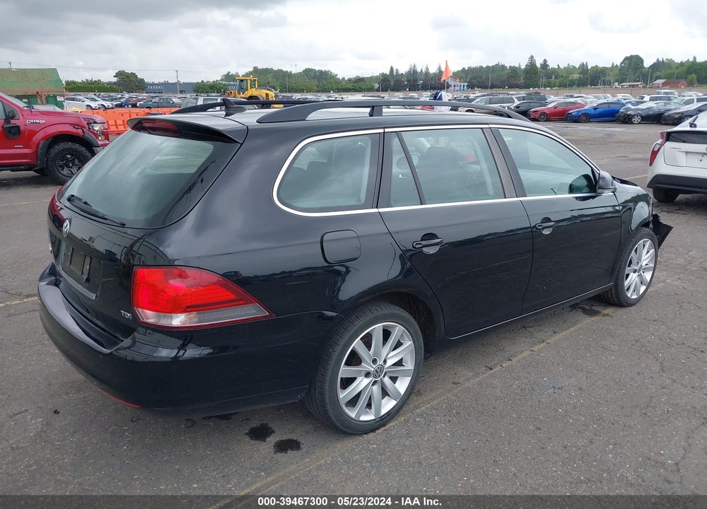 2013 VOLKSWAGEN JETTA SPORTWAGEN 2.0L TDI VIN: 3VWPL7AJ1DM632348