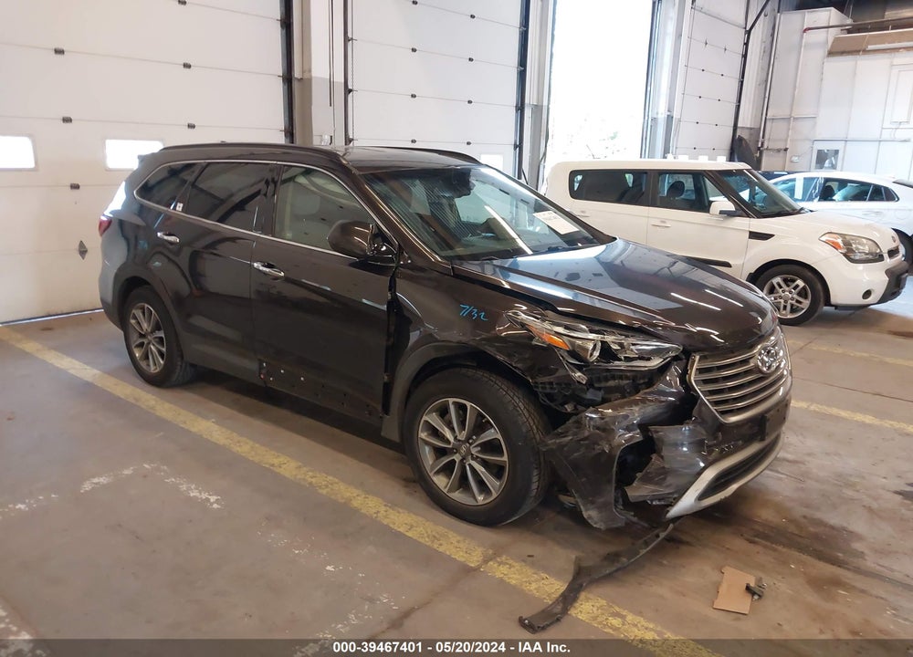 2017 HYUNDAI SANTA FE SE VIN: KM8SMDHF5HU173977