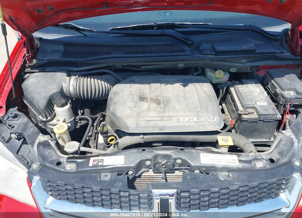 2013 DODGE GRAND CARAVAN VIN: 2C4RDGCG1DR584742