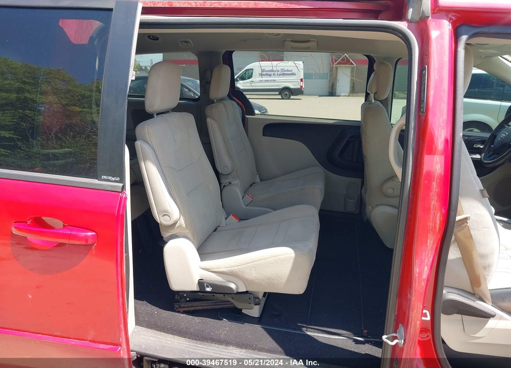 2013 DODGE GRAND CARAVAN VIN: 2C4RDGCG1DR584742