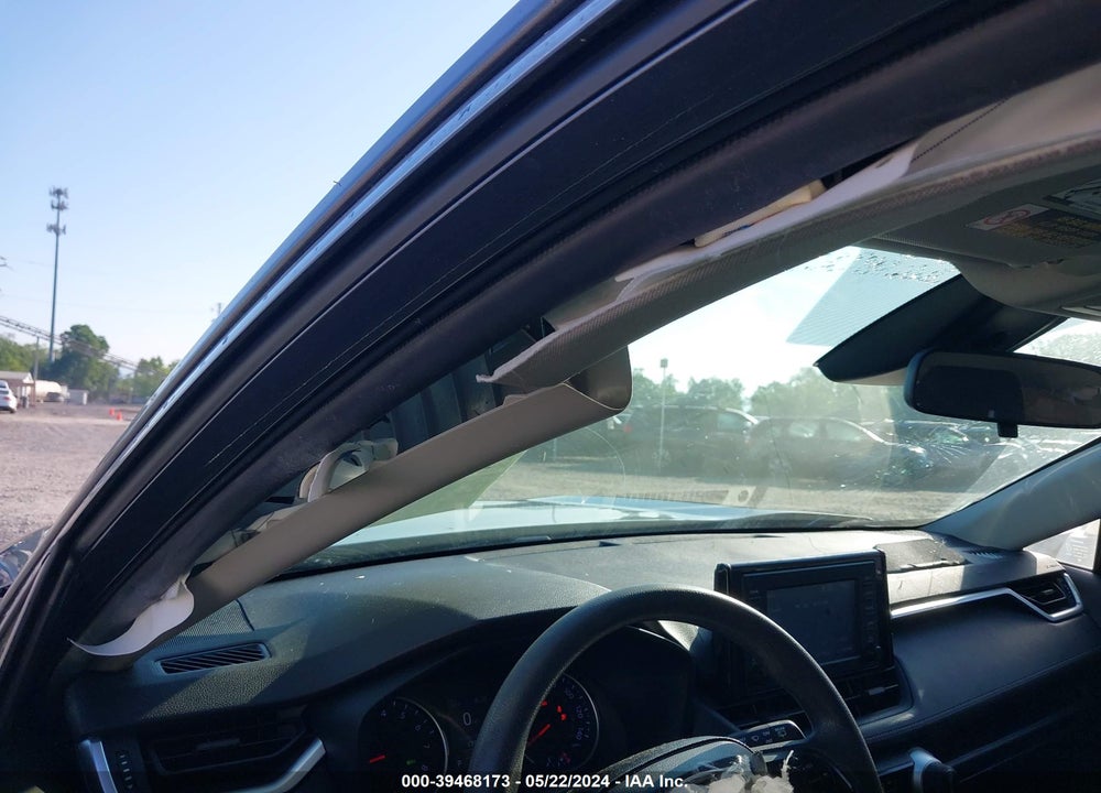 2019 TOYOTA RAV4 LE VIN: JTMG1RFV3KD501902
