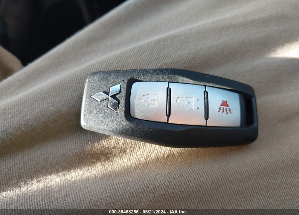 2022 MITSUBISHI OUTLANDER VIN: JA4J4TA81NZ039708