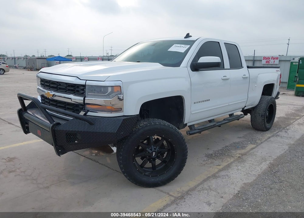 2016 CHEVROLET SILVERADO K1500 LT VIN: 1GCVKREC6GZ177214
