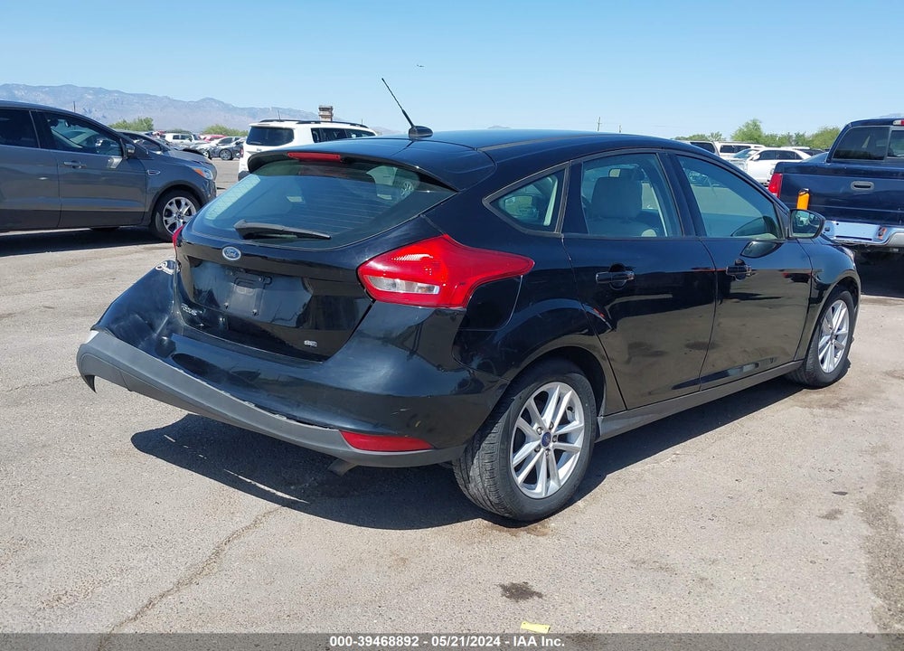 2018 FORD FOCUS SE VIN: 1FADP3K25JL242074