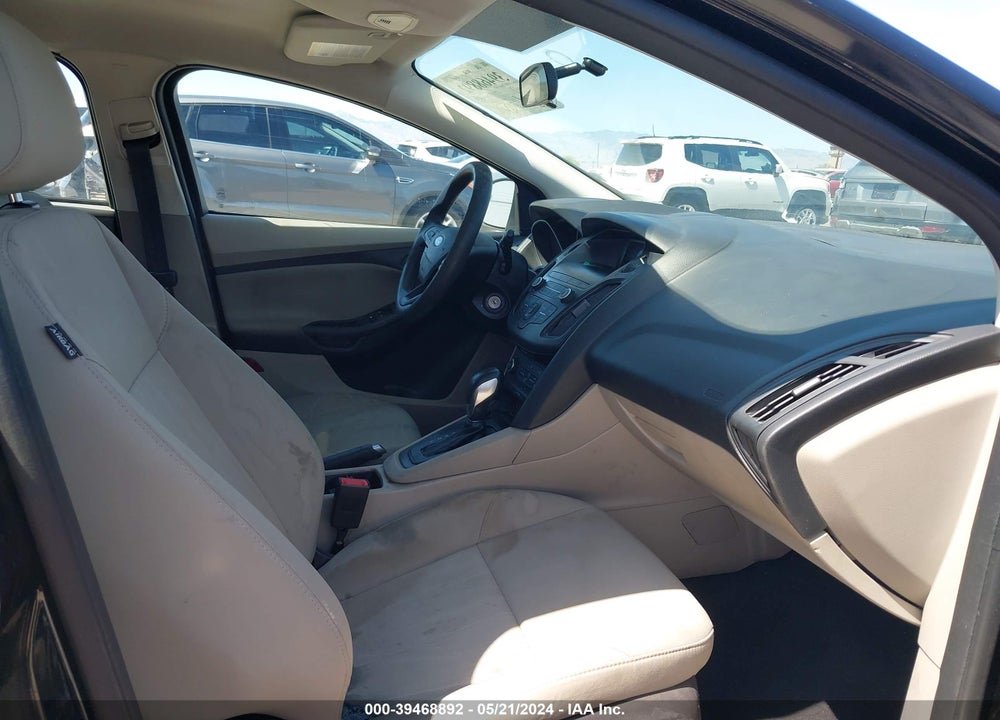 2018 FORD FOCUS SE VIN: 1FADP3K25JL242074