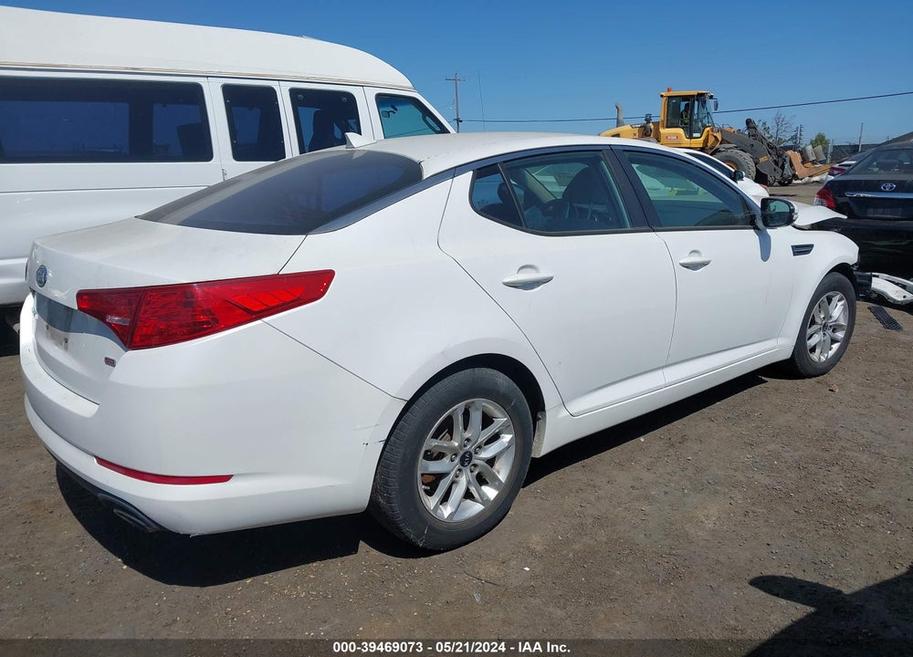 2011 KIA OPTIMA LX VIN: KNAGM4A75B5154700