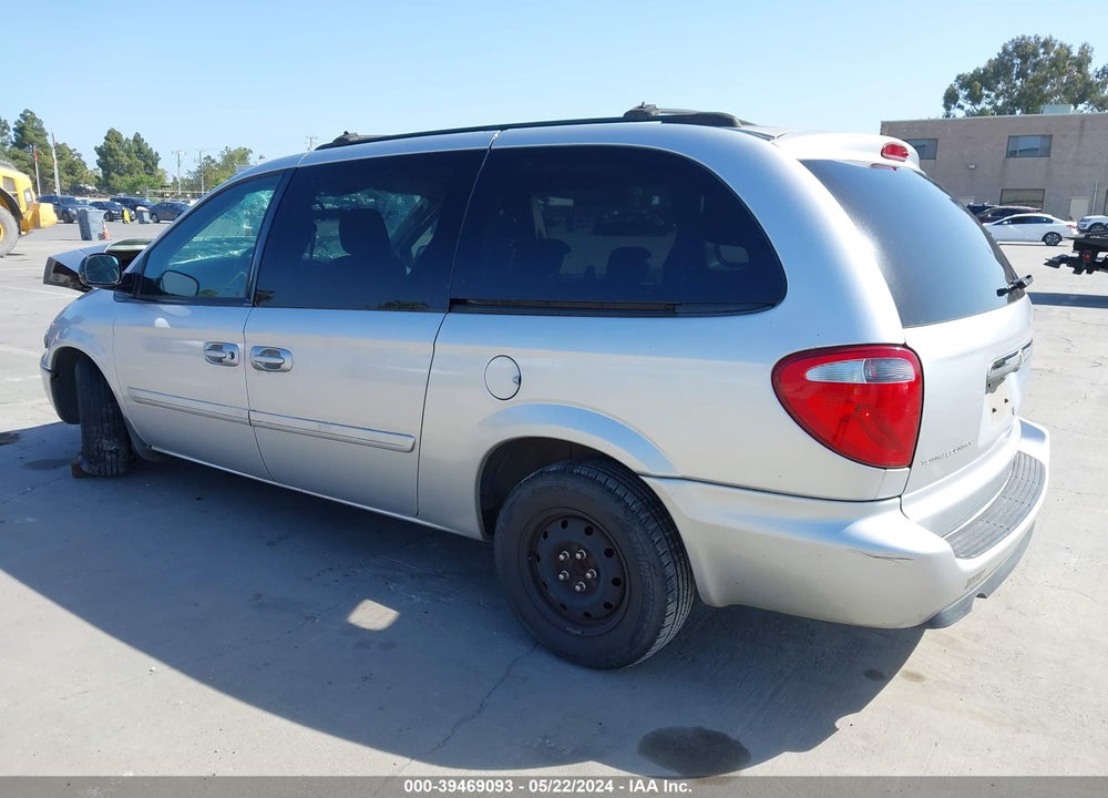 2005 CHRYSLER TOWN & COUNTRY VIN: 2C4GP44R85R344246