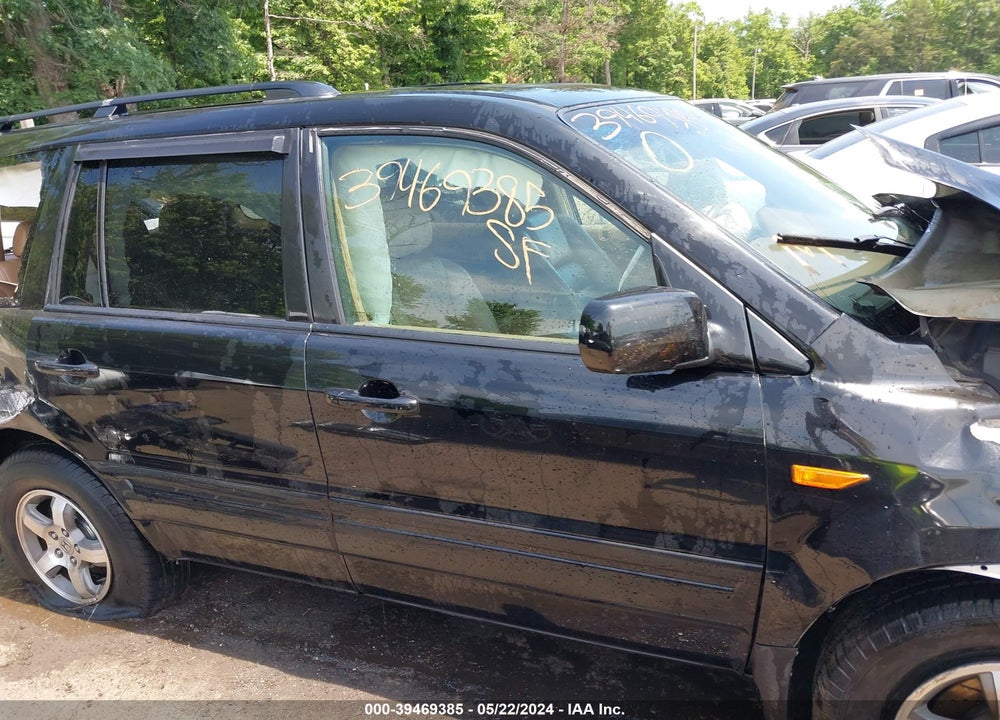 2008 HONDA PILOT EX-L VIN: 5FNYF185X8B050067