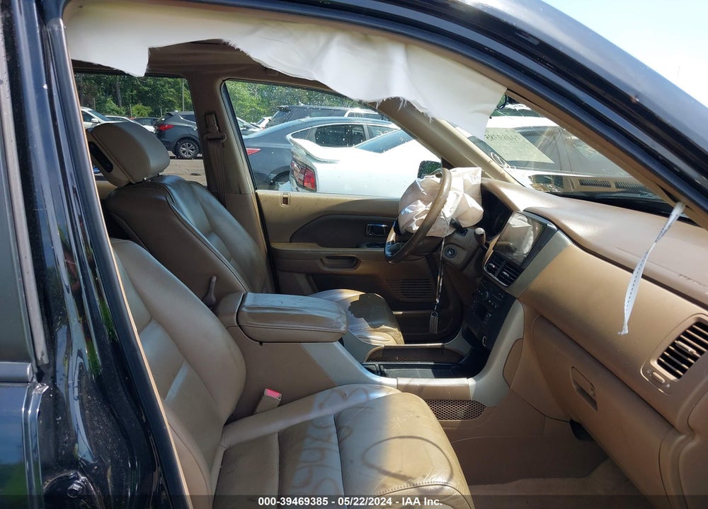 2008 HONDA PILOT EX-L VIN: 5FNYF185X8B050067