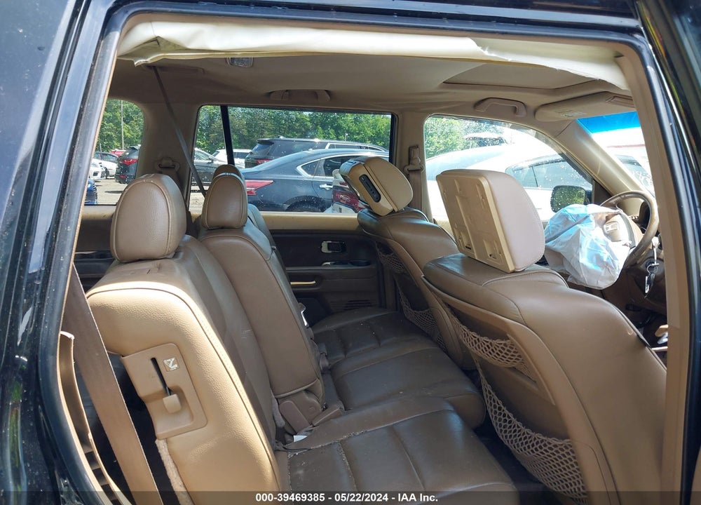 2008 HONDA PILOT EX-L VIN: 5FNYF185X8B050067
