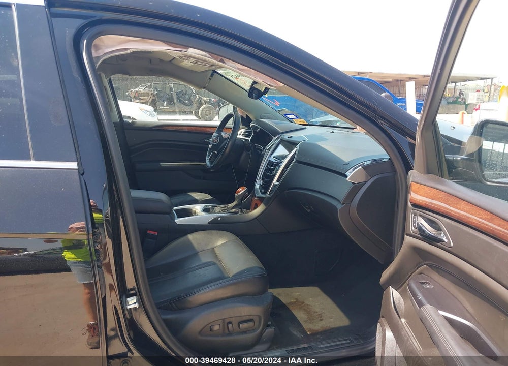 2016 CADILLAC SRX LUXURY COLLECTION VIN: 3GYFNBE30GS503910