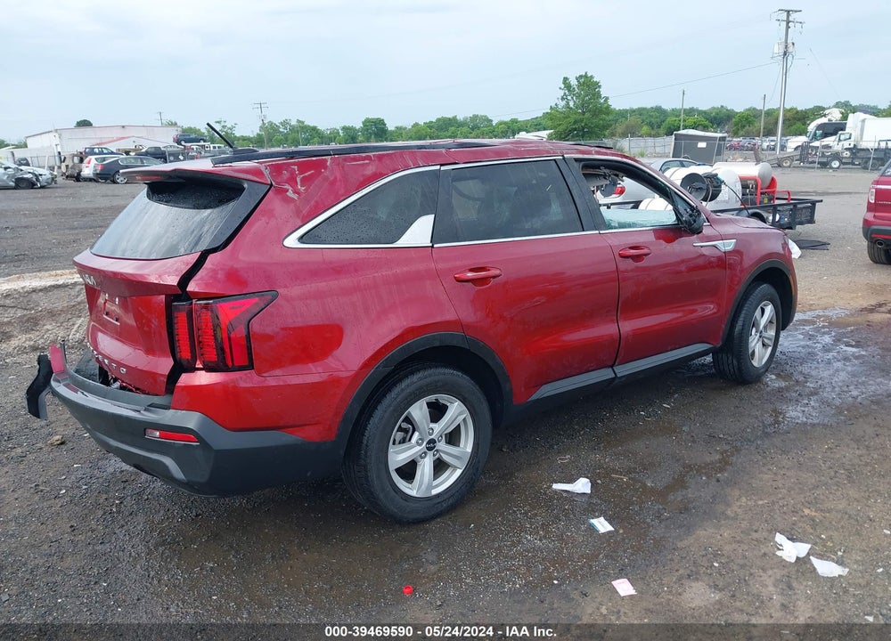 2022 KIA SORENTO LX VIN: 5XYRGDLC9NG105573