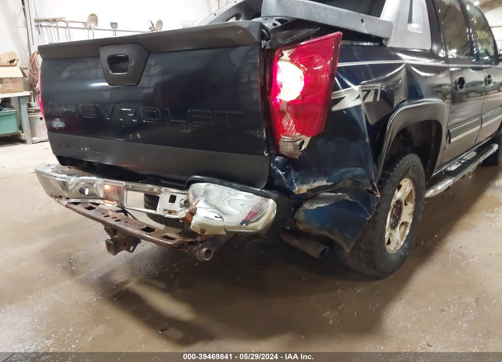 2004 CHEVROLET AVALANCHE 1500 VIN: 3GNEK12T84G305252