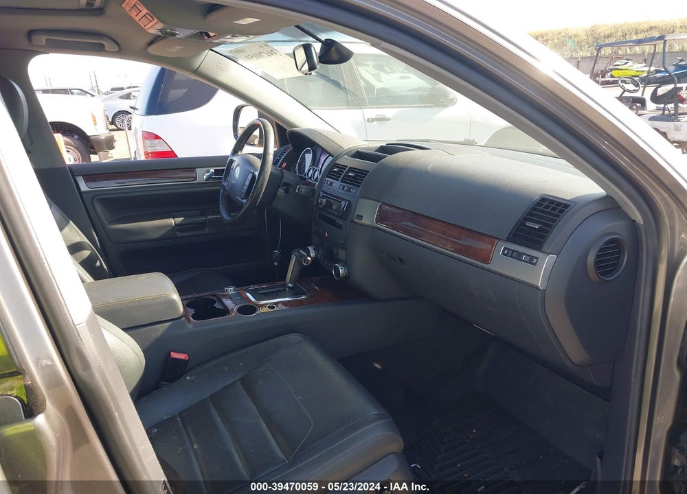 2008 VOLKSWAGEN TOUAREG 2 V8 FSI VIN: WVGCB77L68D023850