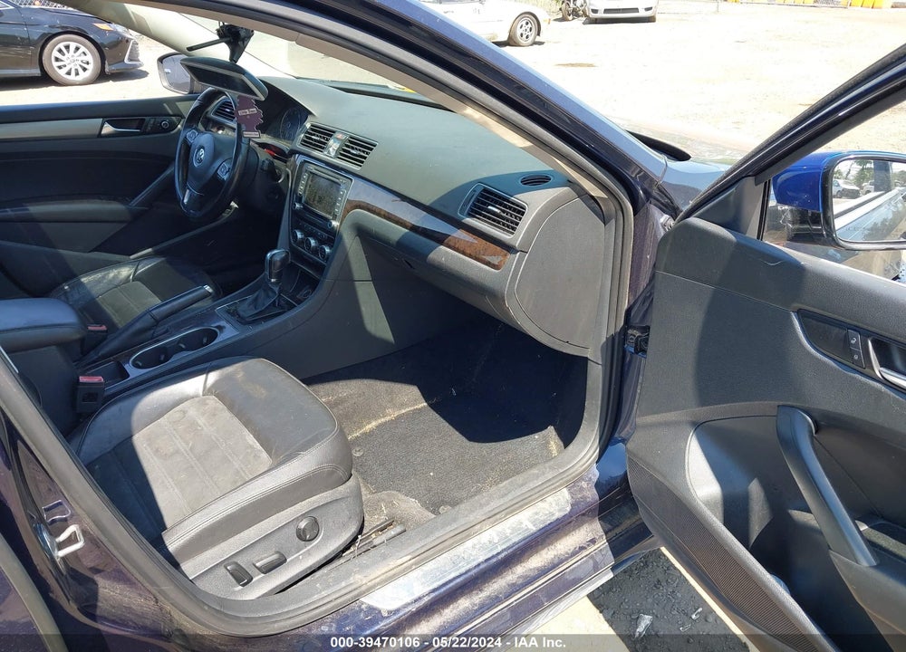 2015 VOLKSWAGEN PASSAT 3.6L V6 SEL PREMIUM VIN: 1VWCM7A3XFC020781