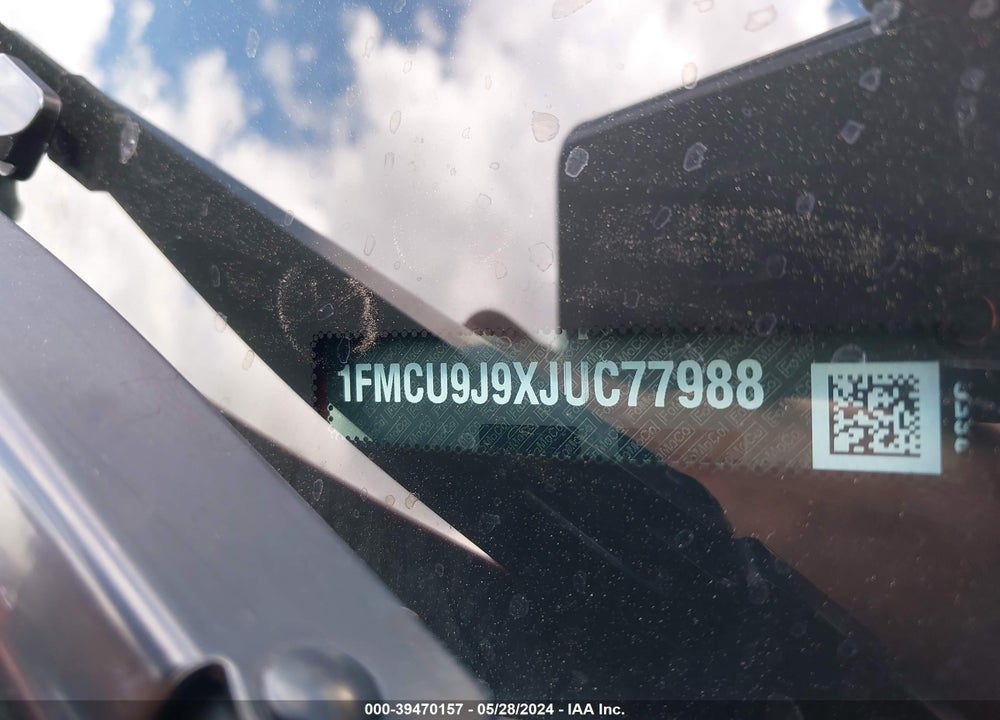 2018 ESCAPE FORD  TITANIUM VIN: 1FMCU9J9XJUC77988
