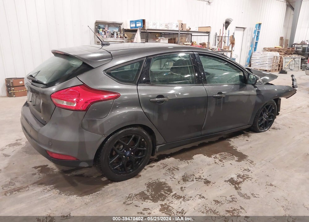 2016 FORD FOCUS SE VIN: 1FADP3K20GL326473