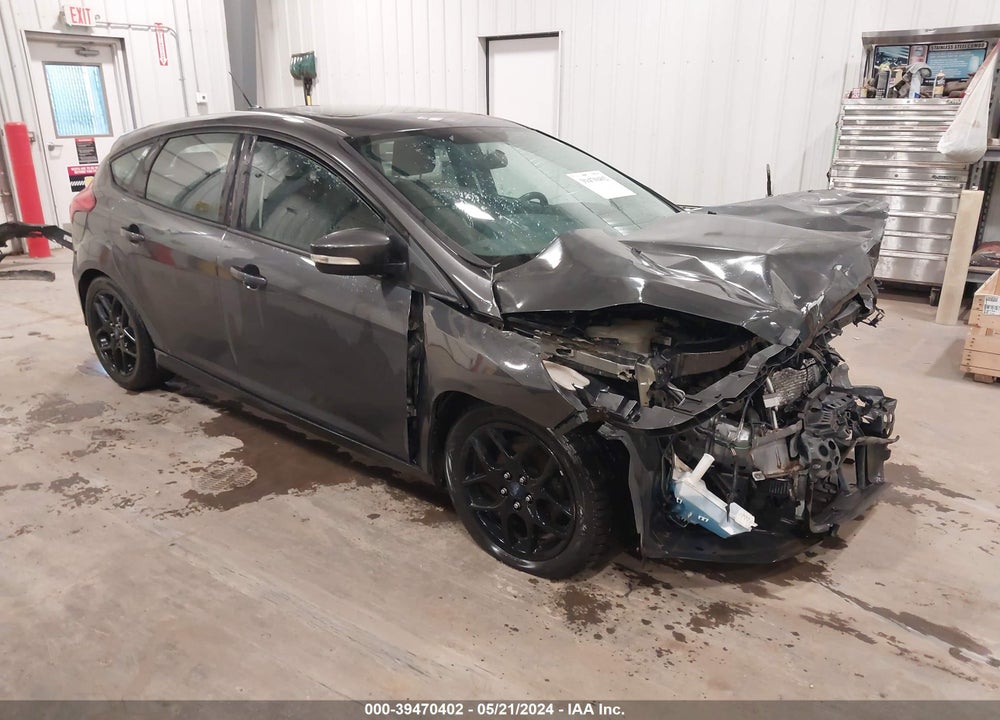 2016 FORD FOCUS SE VIN: 1FADP3K20GL326473