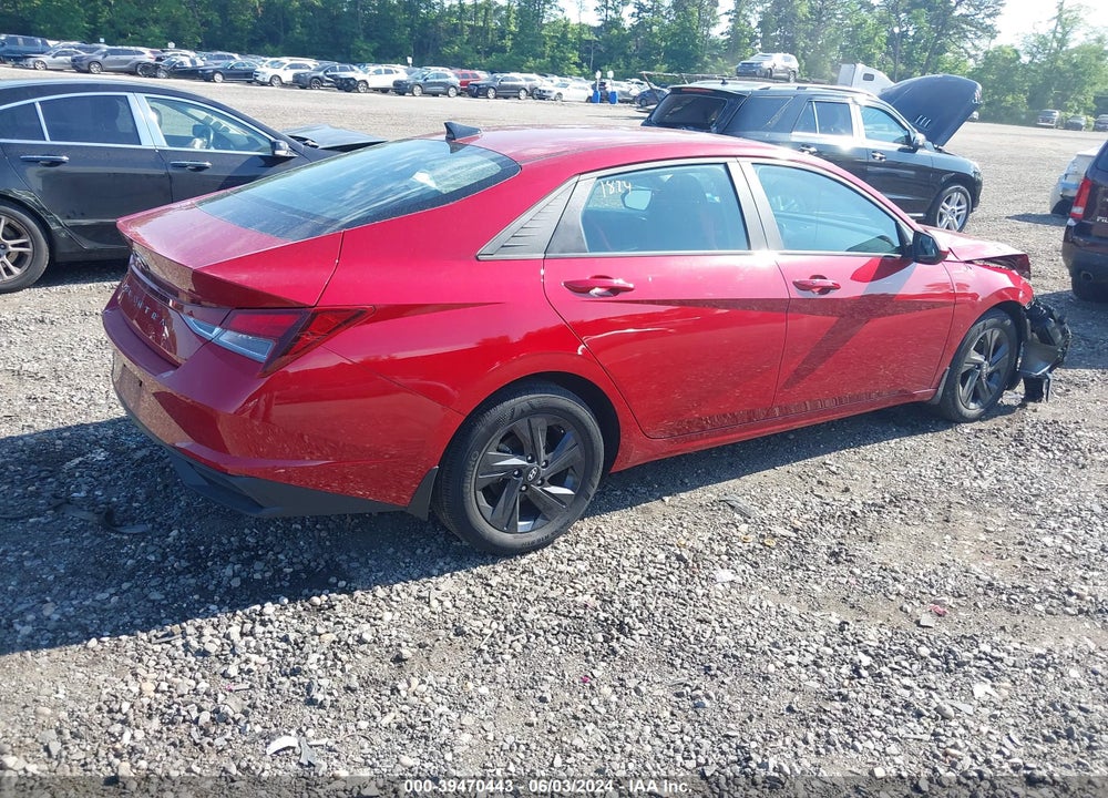 2022 HYUNDAI ELANTRA SEL VIN: KMHLM4AG4NU318932
