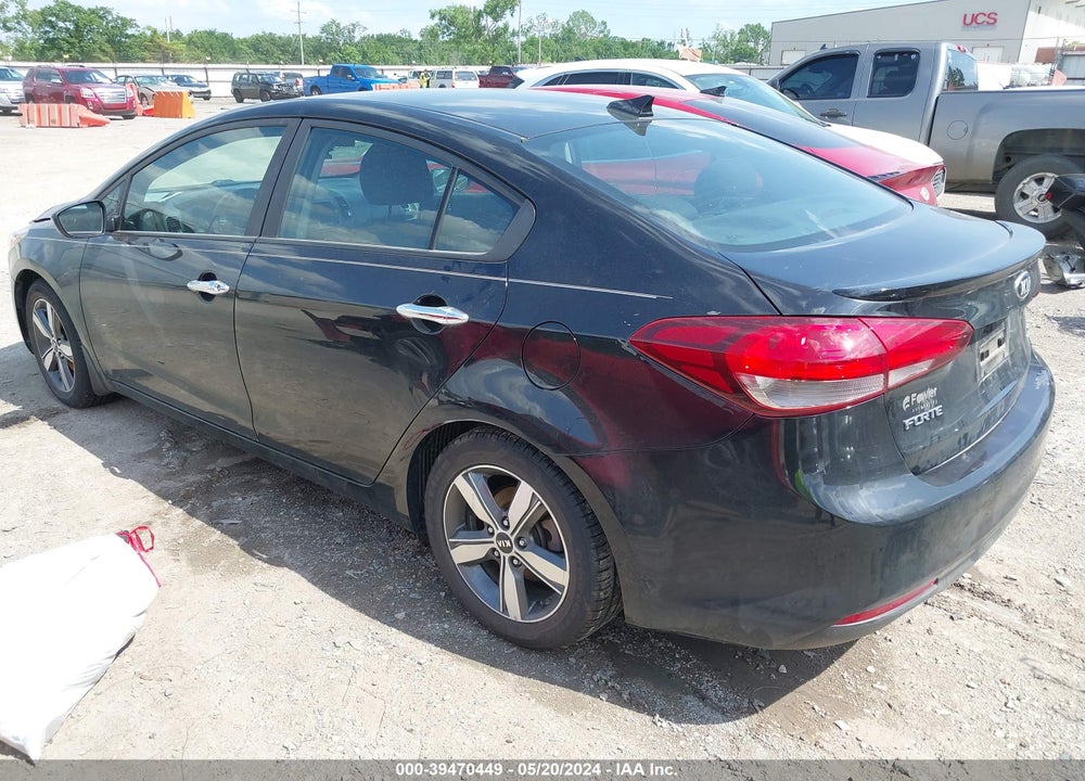 2018 KIA FORTE S VIN: 3KPFL4A76JE192232