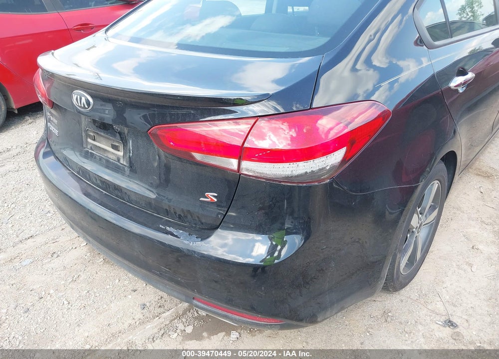 2018 KIA FORTE S VIN: 3KPFL4A76JE192232