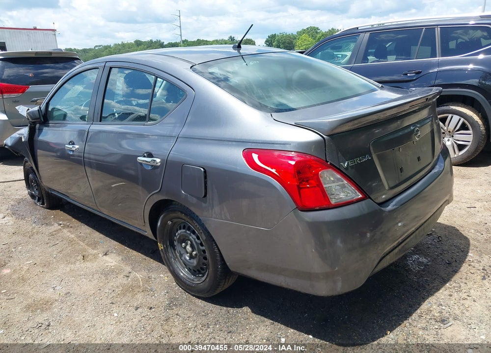2019 NISSAN VERSA 1.6 SV VIN: 3N1CN7AP7KL828624
